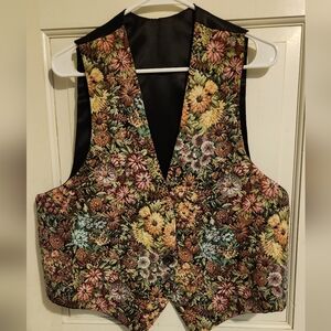 Floral Tapestry Vest , Size L/XL